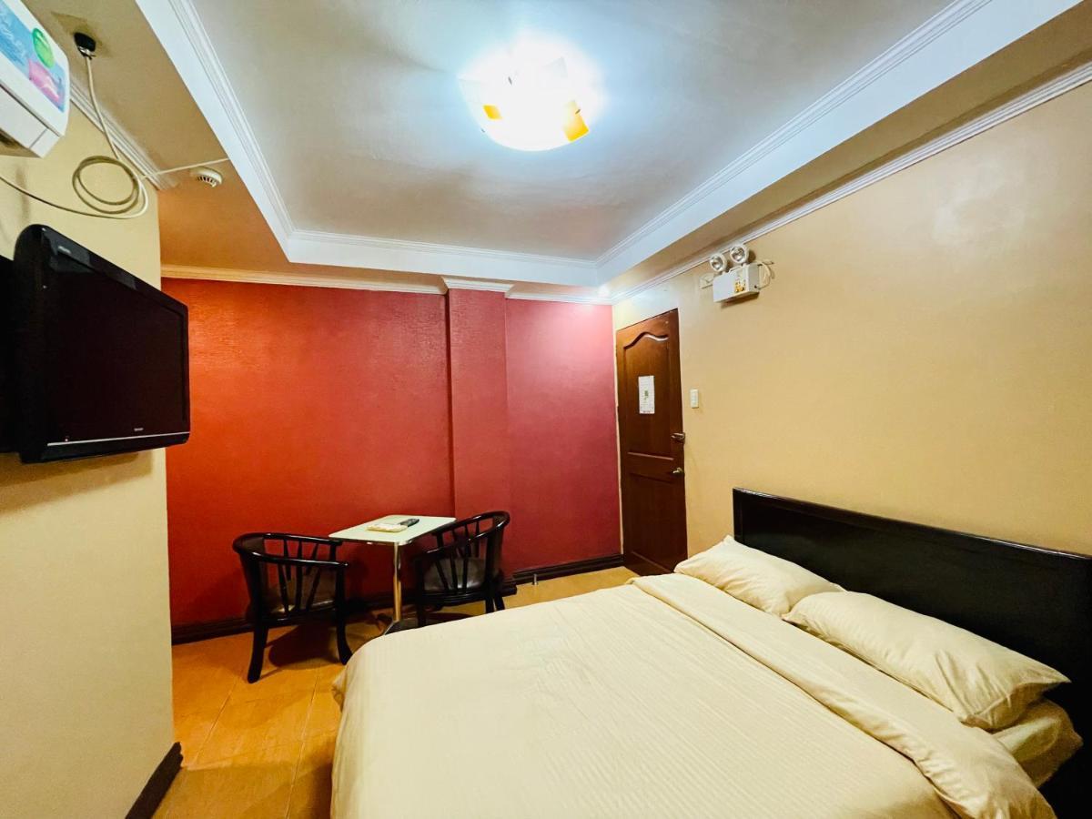 Drake Hotel Angeles City Exterior photo