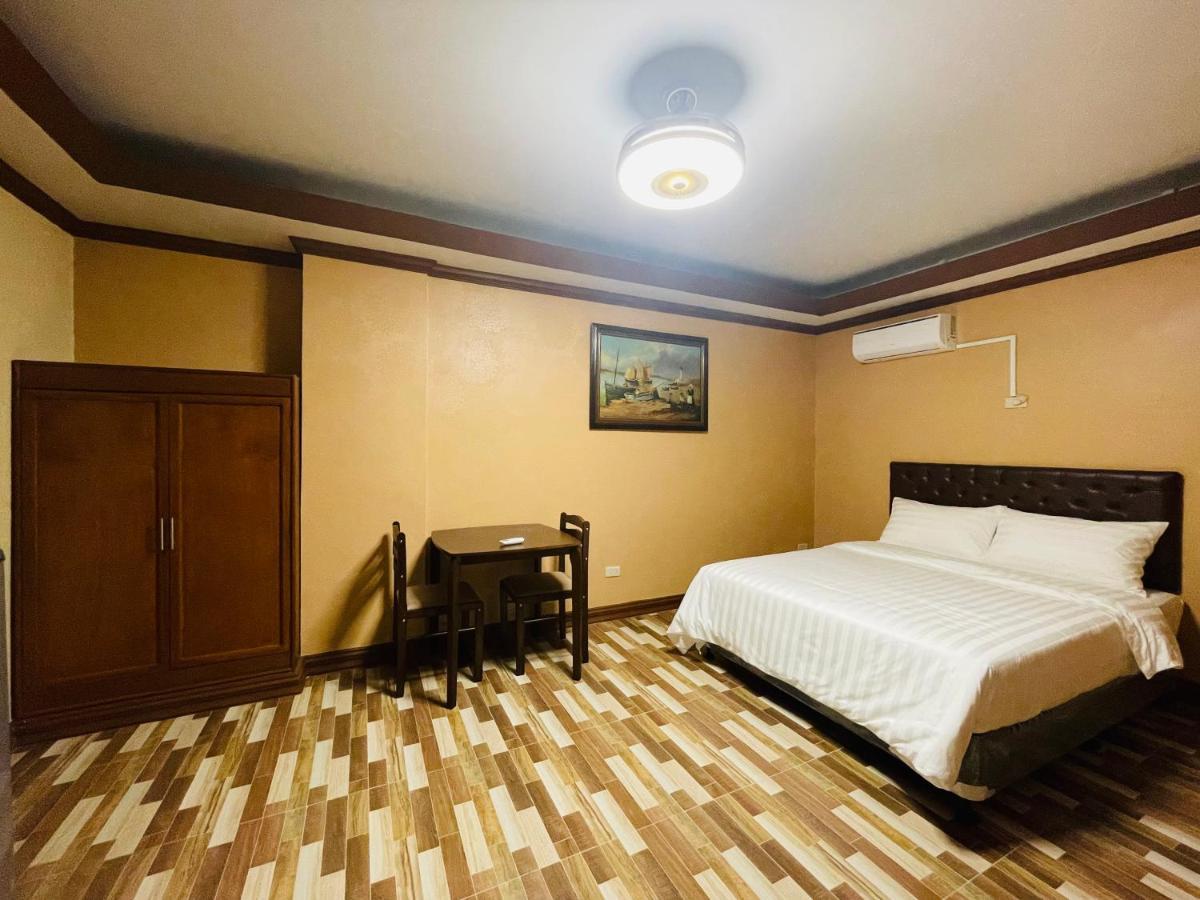 Drake Hotel Angeles City Exterior photo