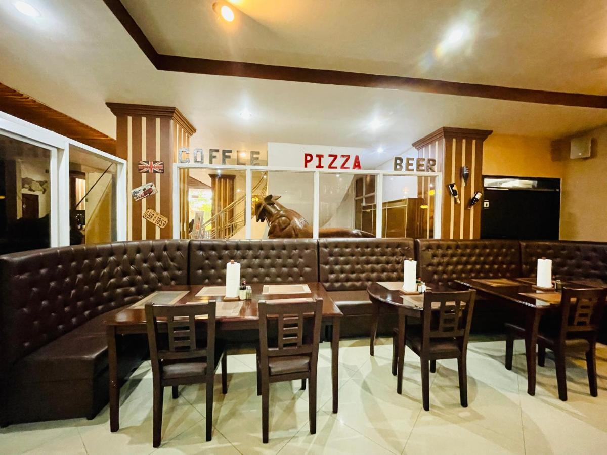 Drake Hotel Angeles City Exterior photo